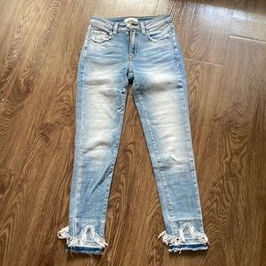 Kan Can Signature Ankle Denim